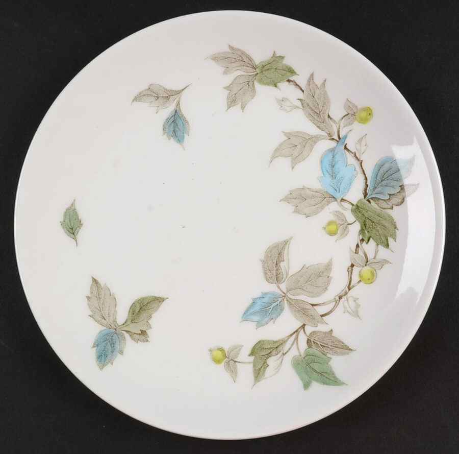 Berry Branch Dessert/Pie Plate by Johnson Brothers-1
