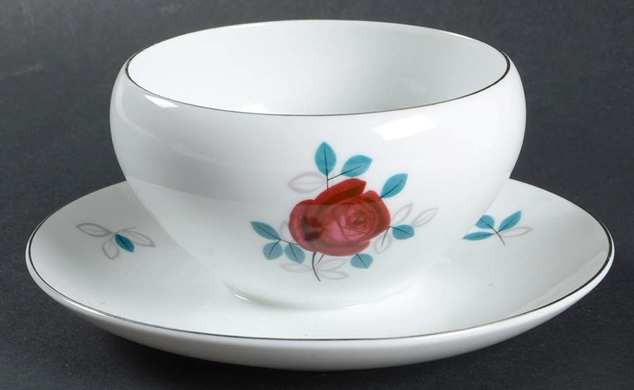 JOH235 Gravy Boat with Attached Underplate by Johann Haviland-1