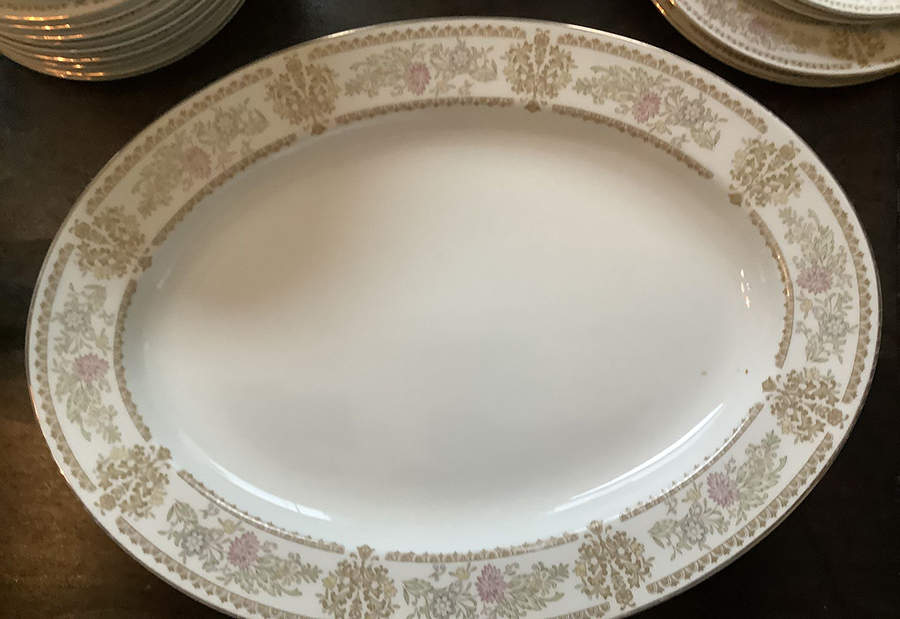 Reflective 15" Oval Serving Platter by Japan-1