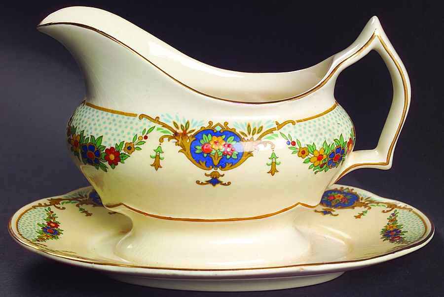 The Barclay Gravy Boat with Attached Underplate by George Jones & Sons-1