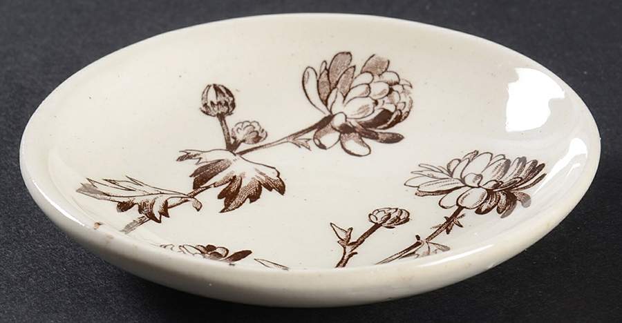 Chrysanthemum Butter Pat by George Jones & Sons-1