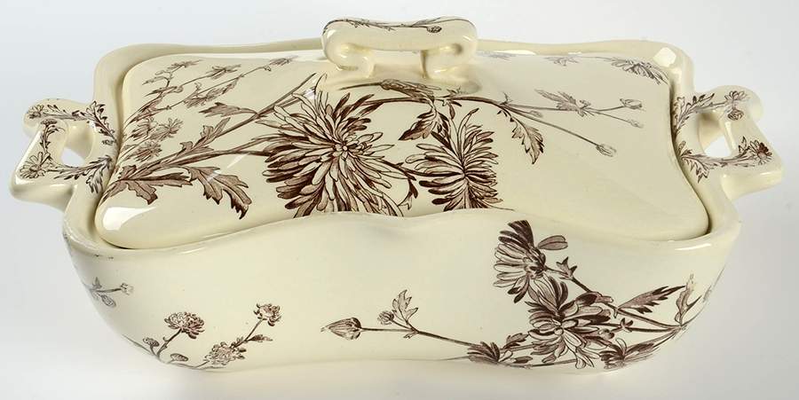 Chrysanthemum Rectangular Covered Vegetable by George Jones & Sons-1