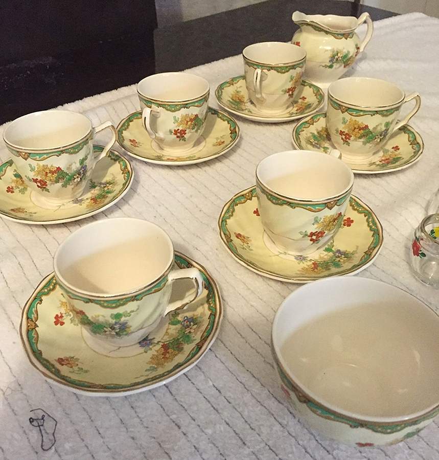 JB392 Flat Demitasse Cup & Saucer Set by Johnson Brothers-1