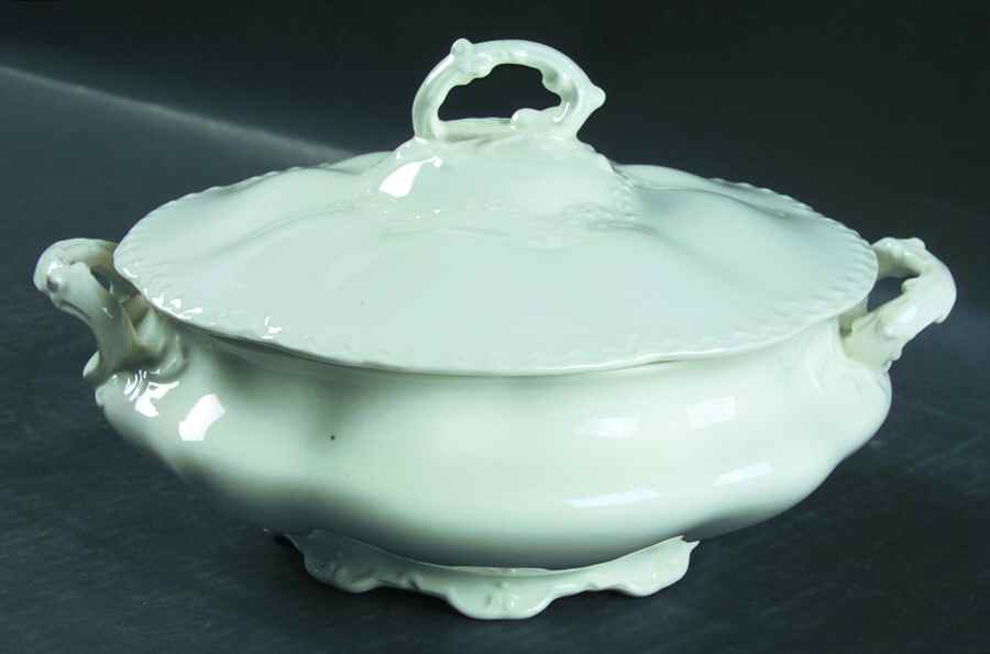 JB398 Round Covered Vegetable by Johnson Brothers-1