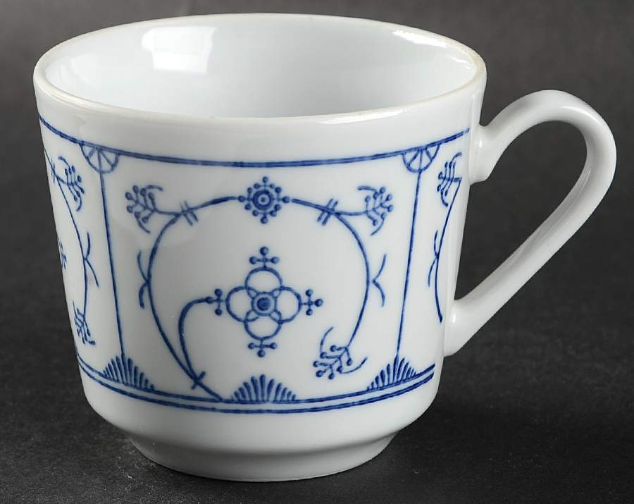 Blau Saks Flat Cup by Jaeger-1