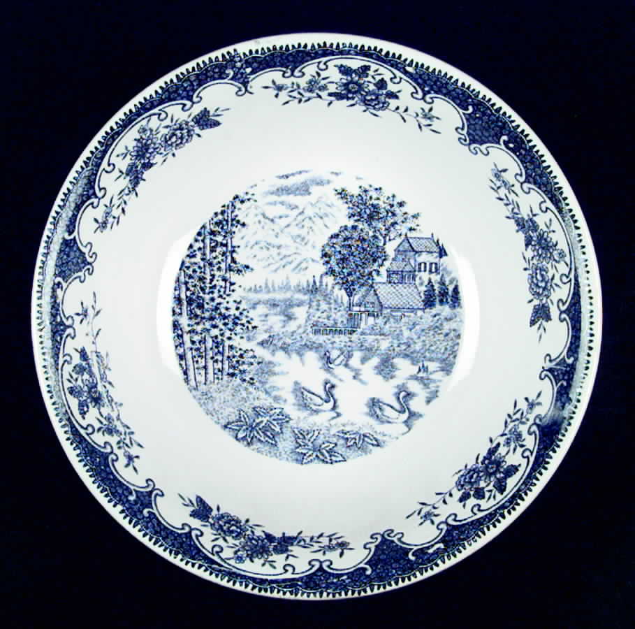 English Village 9" Round Vegetable Bowl by Roberts-1