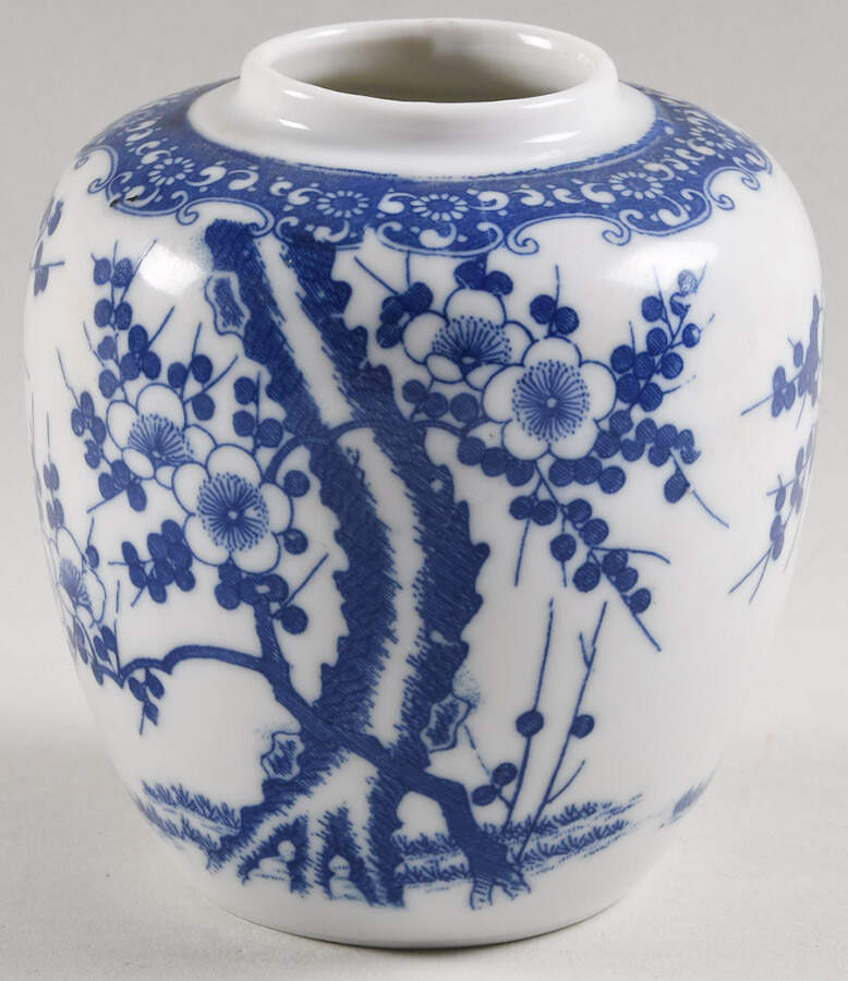 JAP130 Small Ginger Jar No Lid by Japan-1