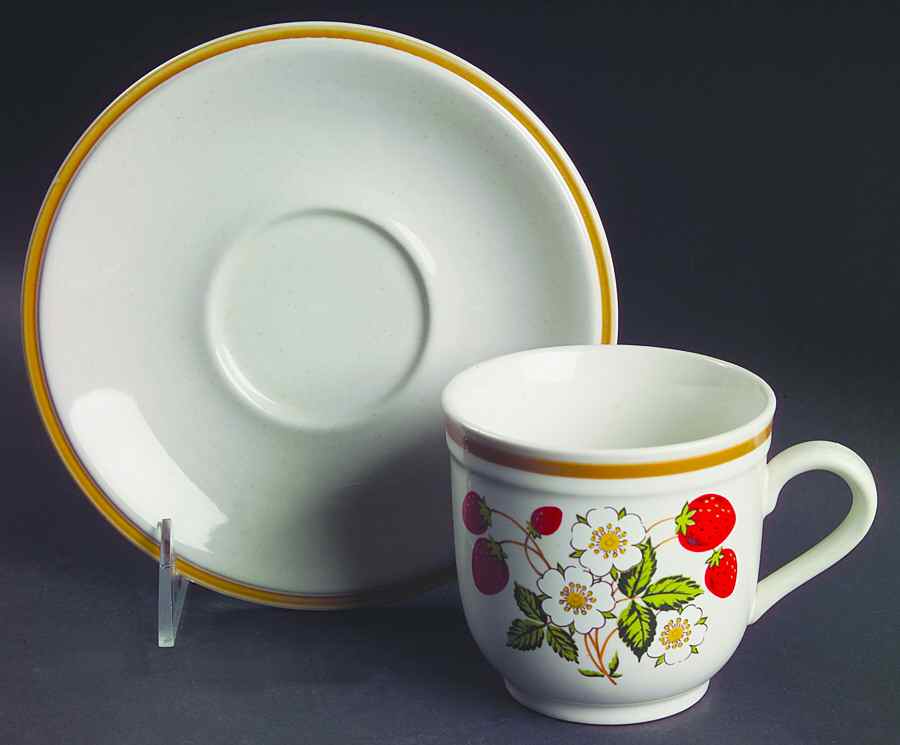 Strawberries N Cream (Coupe Quarter Inch Rim) Flat Cup & Saucer Set by Japan-1