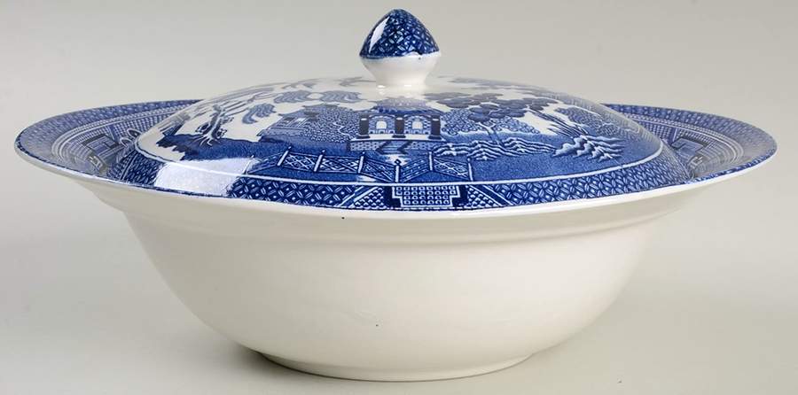Willow Blue (Black & Blue Backstamps, Older) Round Covered Vegetable by Johnson Brothers-1