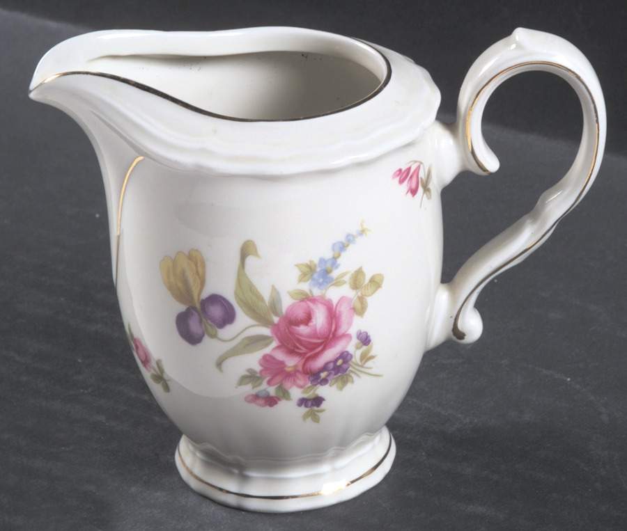 JOH244 Creamer by Johann Haviland-1