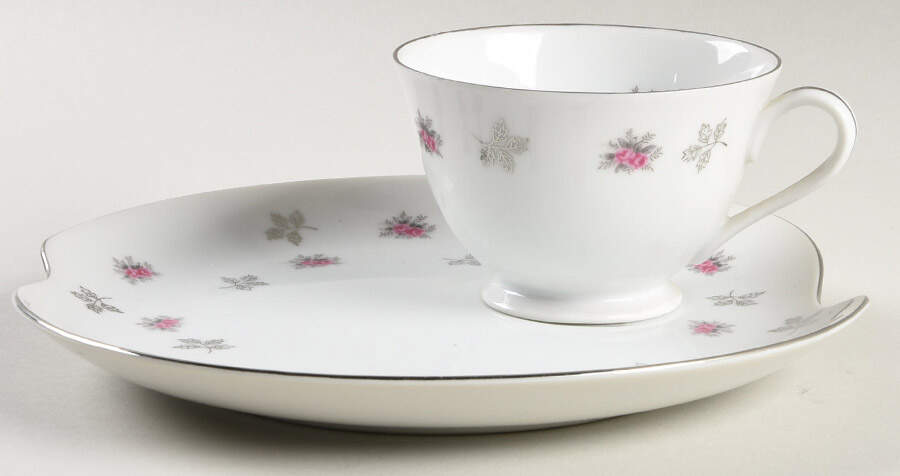Rosette Snack Plate & Cup Set by Japan-1