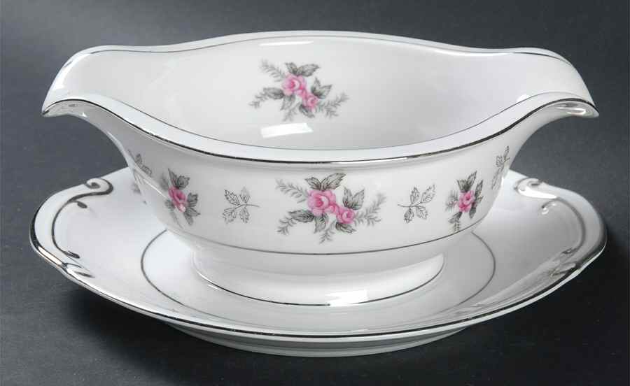 Rosette Gravy Boat with Attached Underplate by Japan-1