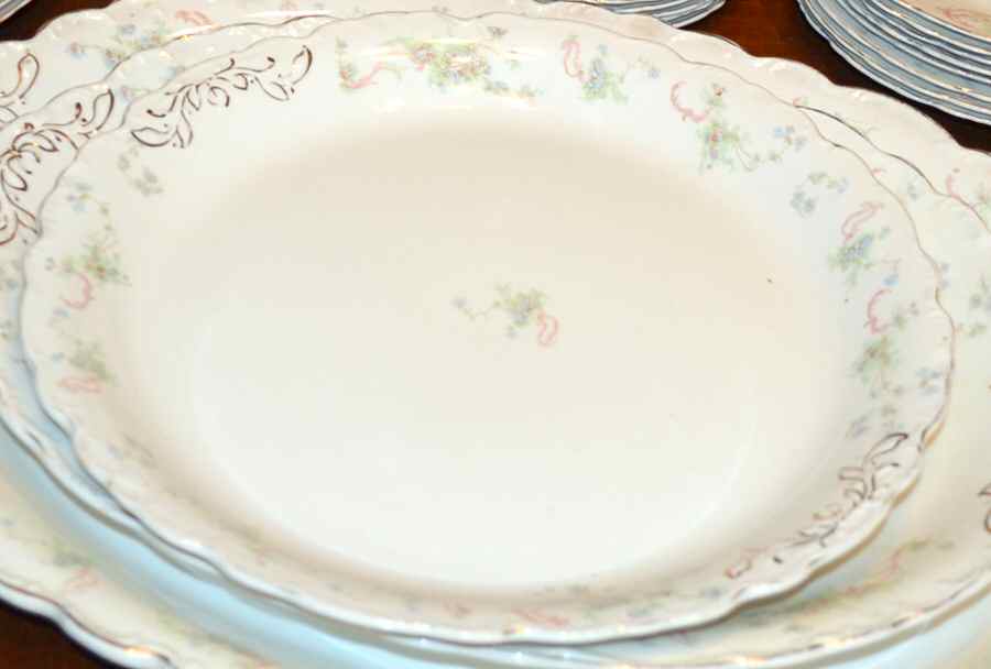 JB428 Chop Plate (Round Platter) by Johnson Brothers-1