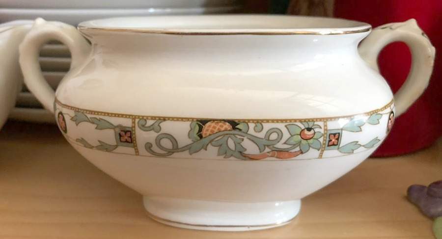 JB429 Sugar Bowl No Lid by Johnson Brothers-1