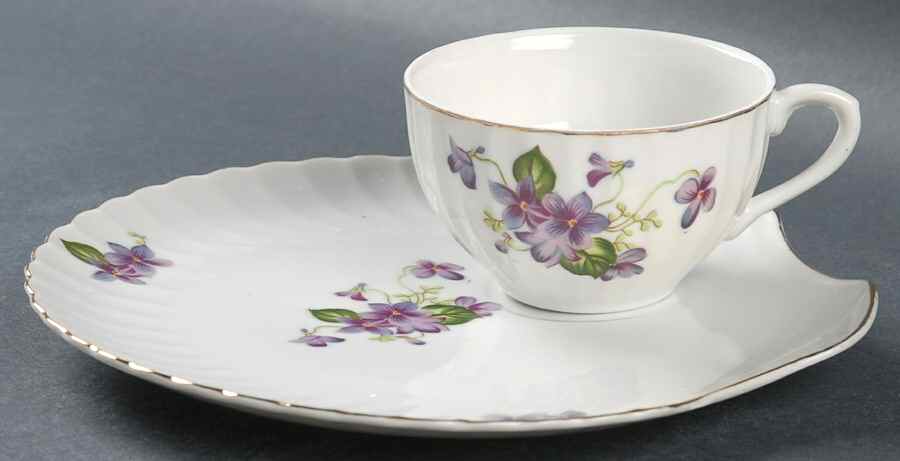 31-10D Snack Plate & Cup Set by Japan-1