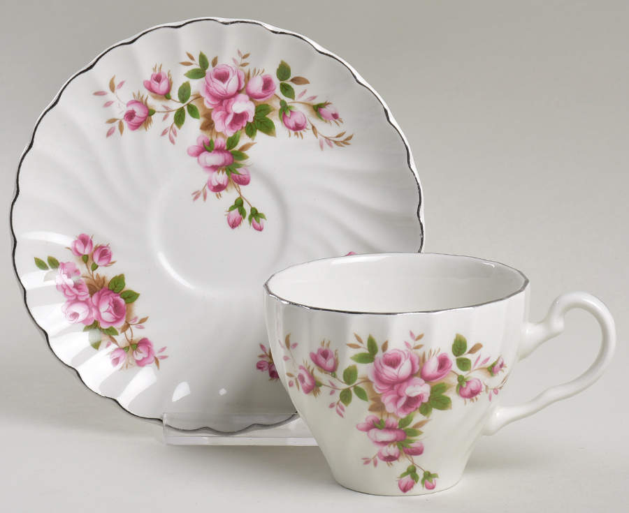 JB431 Flat Cup & Saucer Set by Johnson Brothers-1