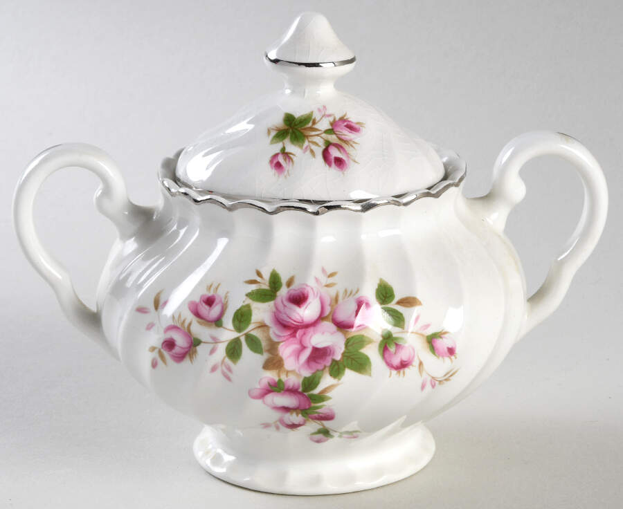 JB431 Sugar Bowl & Lid by Johnson Brothers-1