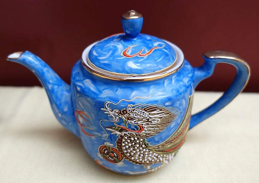 JAP142 Teapot & Lid by Japan-1