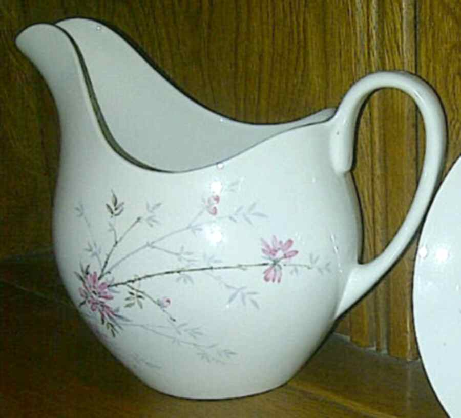 JB443 Creamer by Johnson Brothers-1