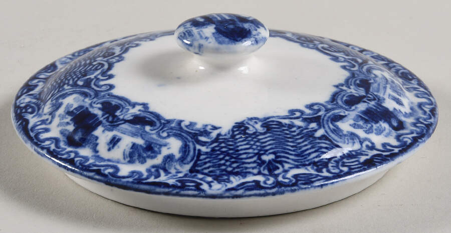 Abbey (Flow Blue) Lid for Sugar Bowl by George Jones & Sons-1