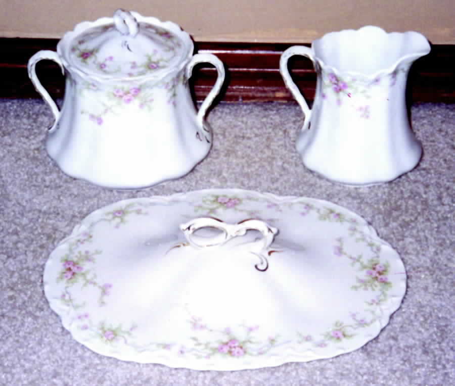 JB460 Sugar Bowl & Lid by Johnson Brothers-1