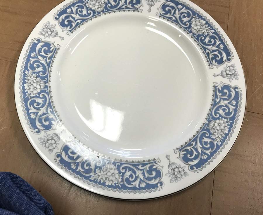 JB470 Dinner Plate by Johnson Brothers-1