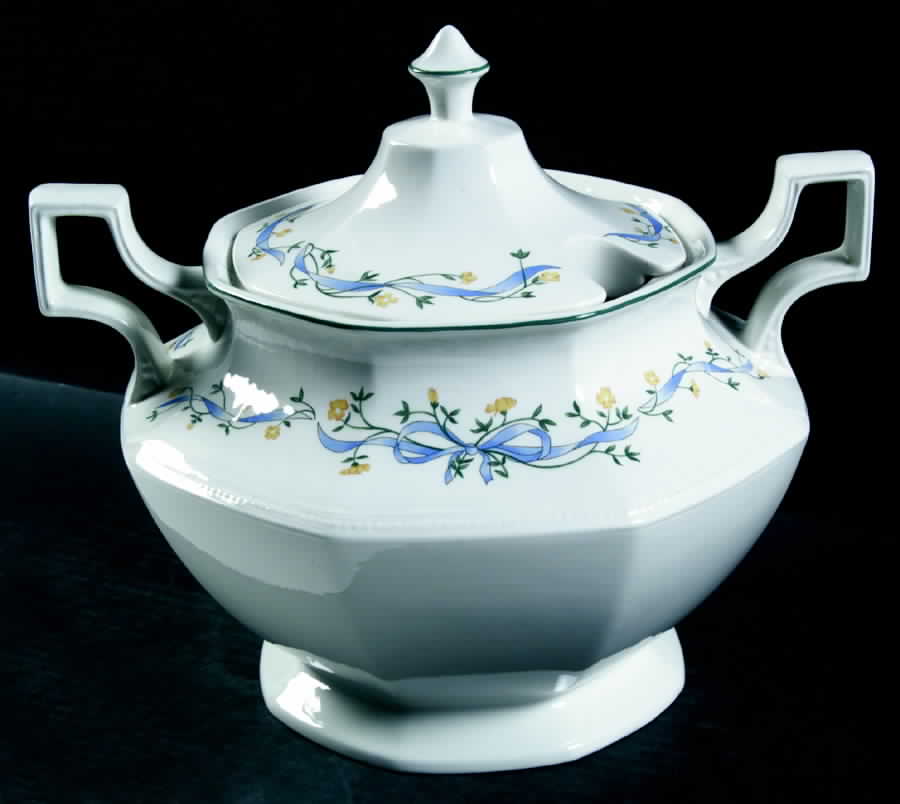 Eternal Belle Lid for Tureen by Johnson Brothers-1