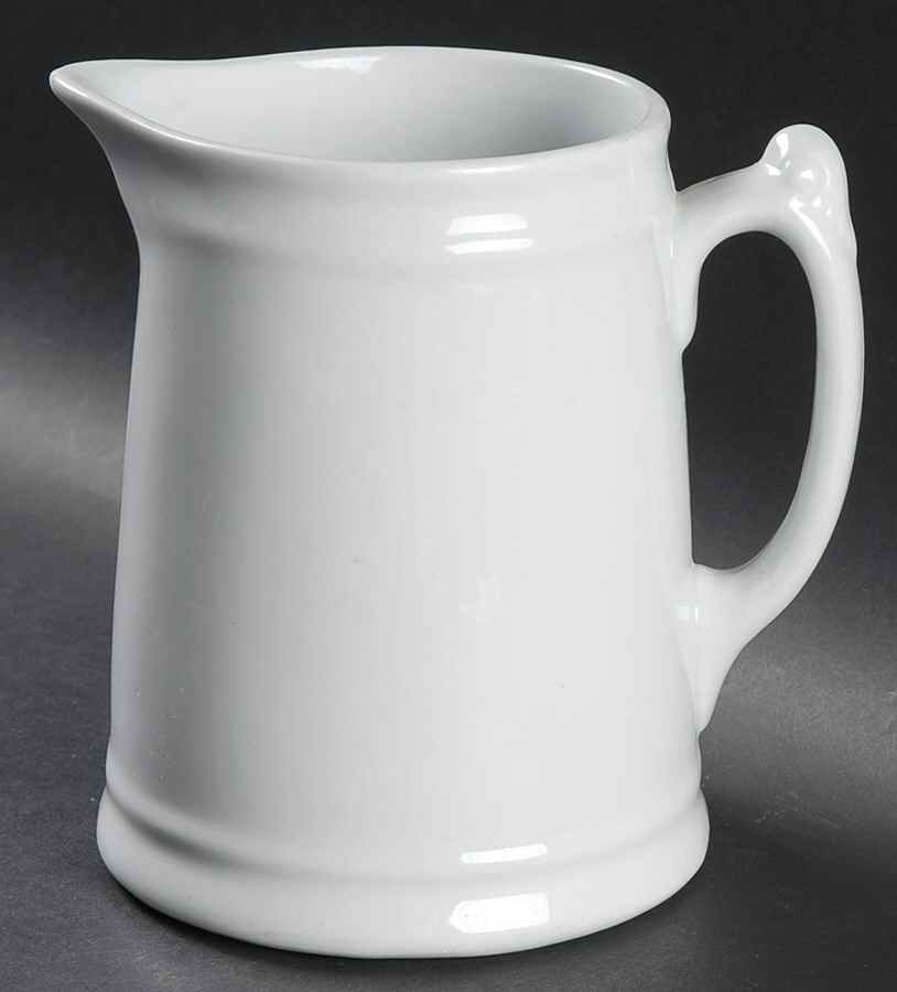 JB480 32 Oz Jug by Johnson Brothers-1