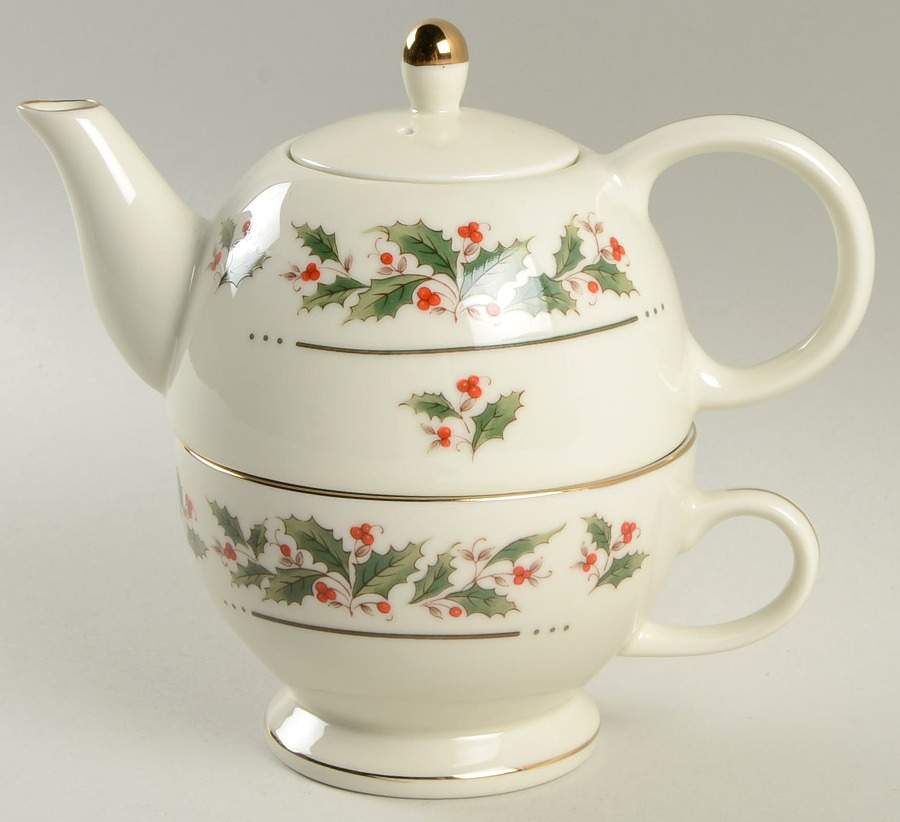 Holly Yuletide Individual Teapot & Lid with Cup by Japan-1