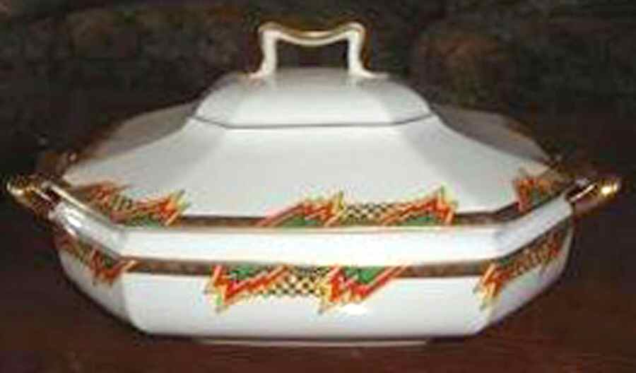 10719 Round Covered Vegetable by Johann Haviland-1