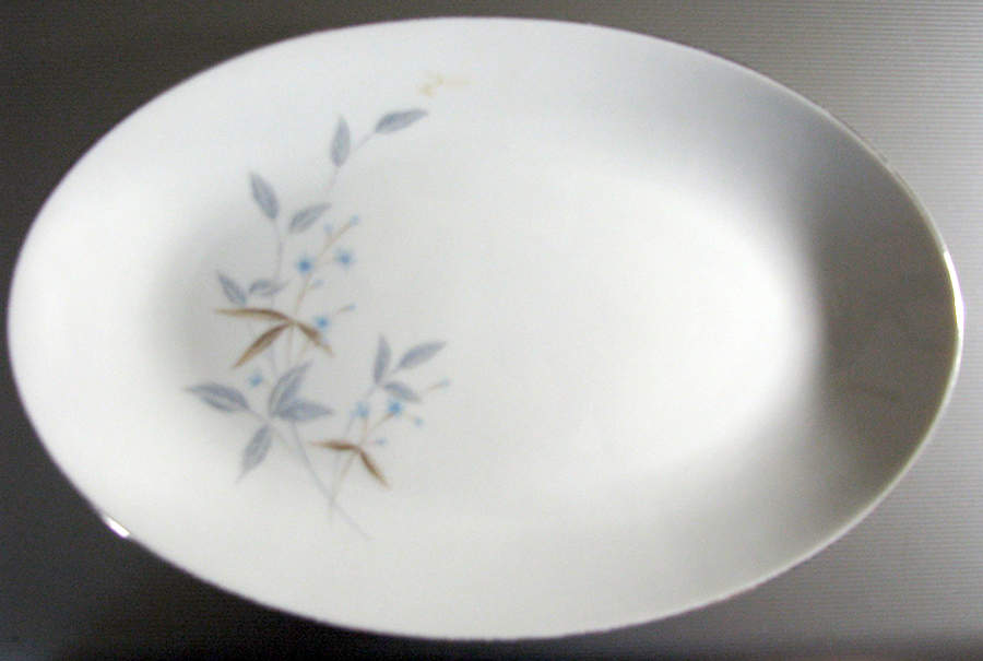 Gary 12" Oval Serving Platter by M Japan-1