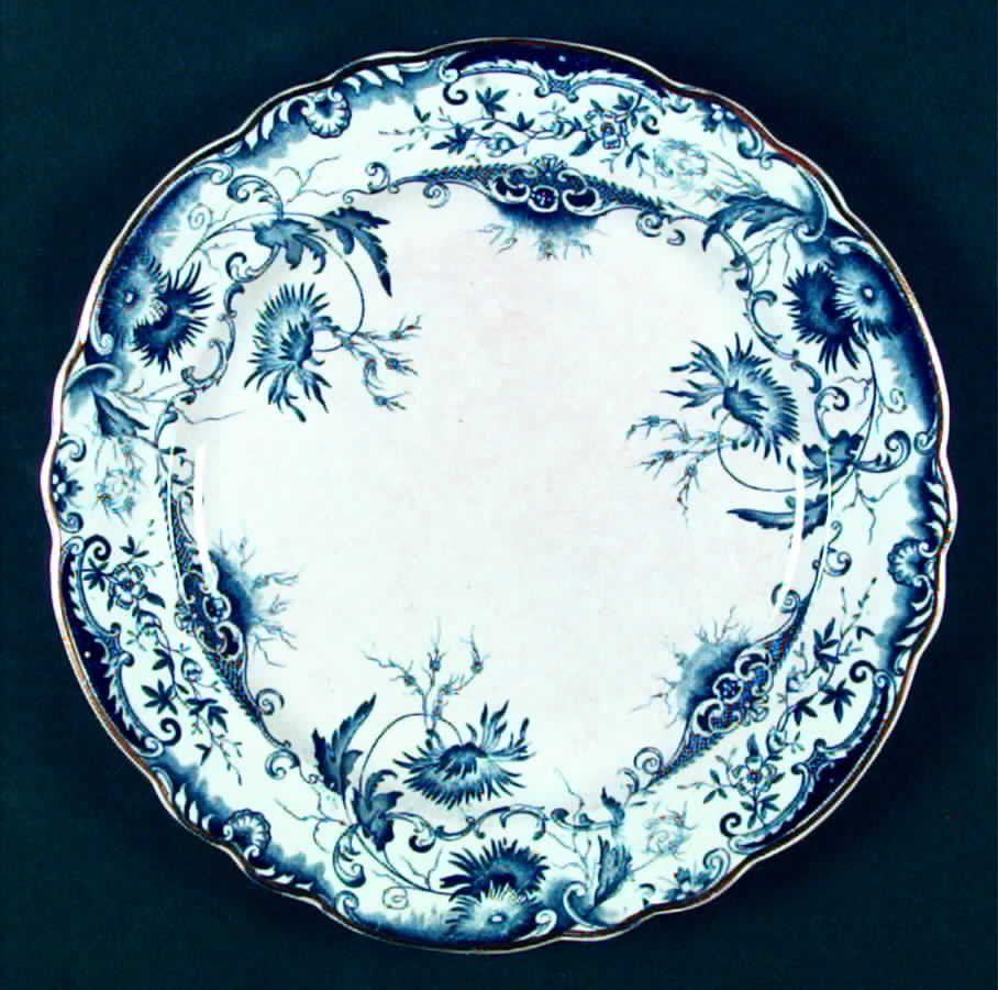 Braemar Dinner Plate by J & MP Bell-1