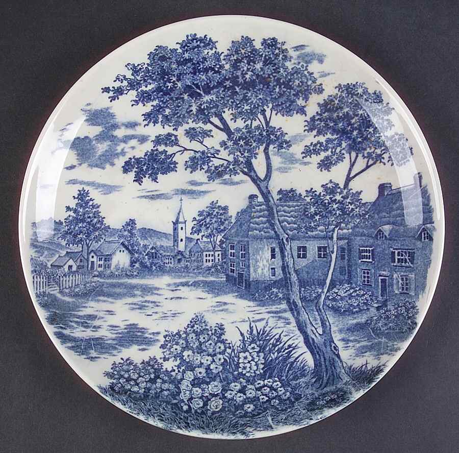English Village Luncheon Plate by Japan-1