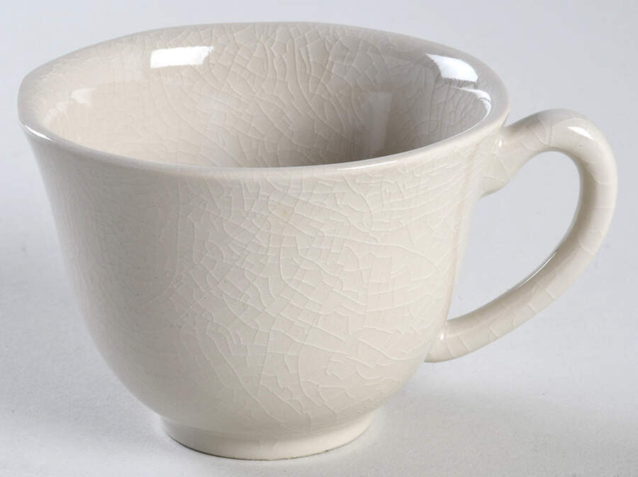 Basique Quartz Footed Cup by Jars-France-1
