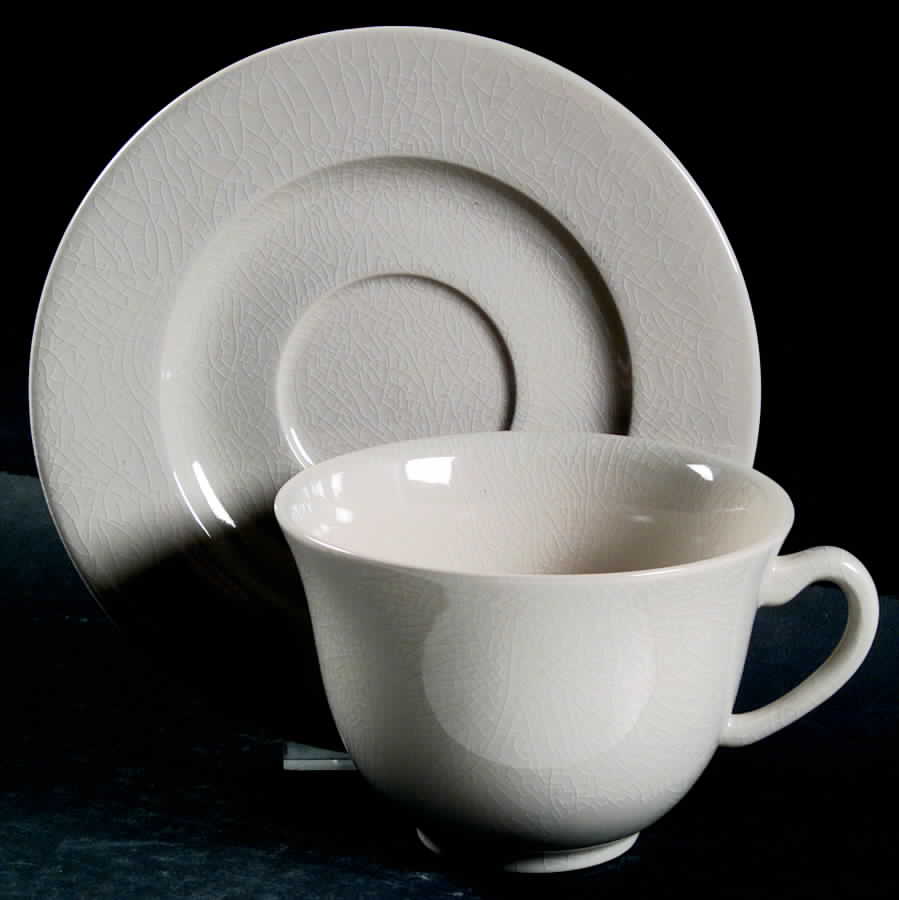 Basique Quartz Jumbo Cup & Saucer Set by Jars-France-1