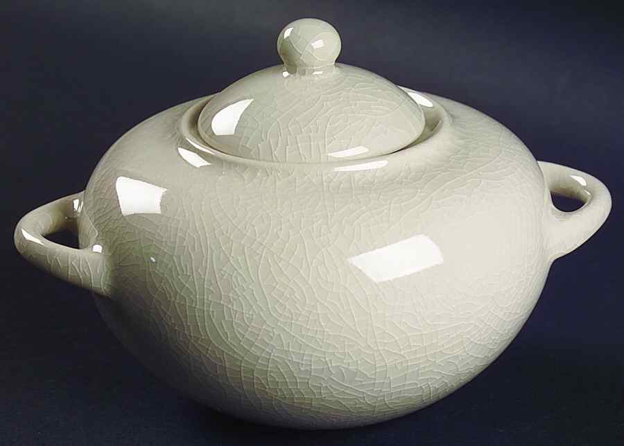 Basique Quartz Sugar Bowl & Lid by Jars-France-1