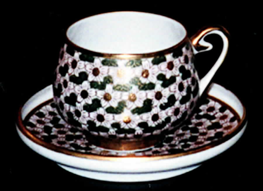 KUT396 Footed Cup & Saucer Set by Kutani-1