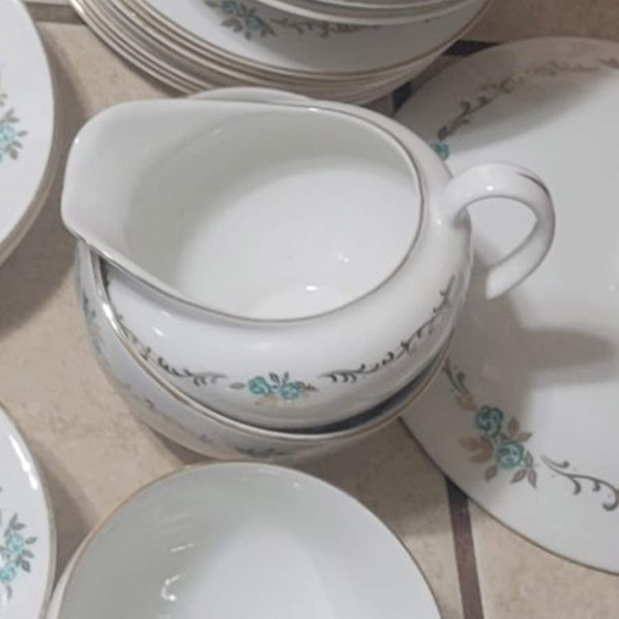 JB504 (Smooth) Creamer by Johnson Brothers-1
