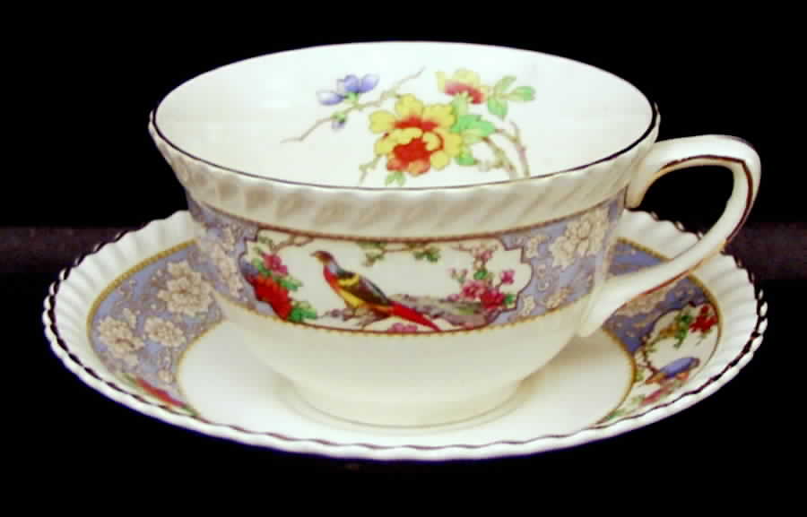 The Vigo (Ribbed, Old English) Flat Cup & Saucer Set by Johnson Brothers-1