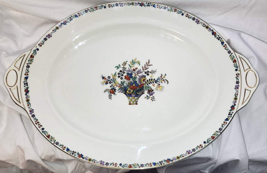 Versailles 14" Oval Serving Platter by Johnson Brothers-1