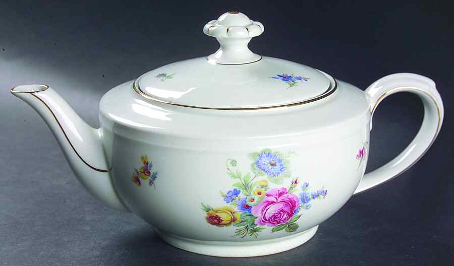 JOE8 Teapot & Lid by Johann Seltmann-1