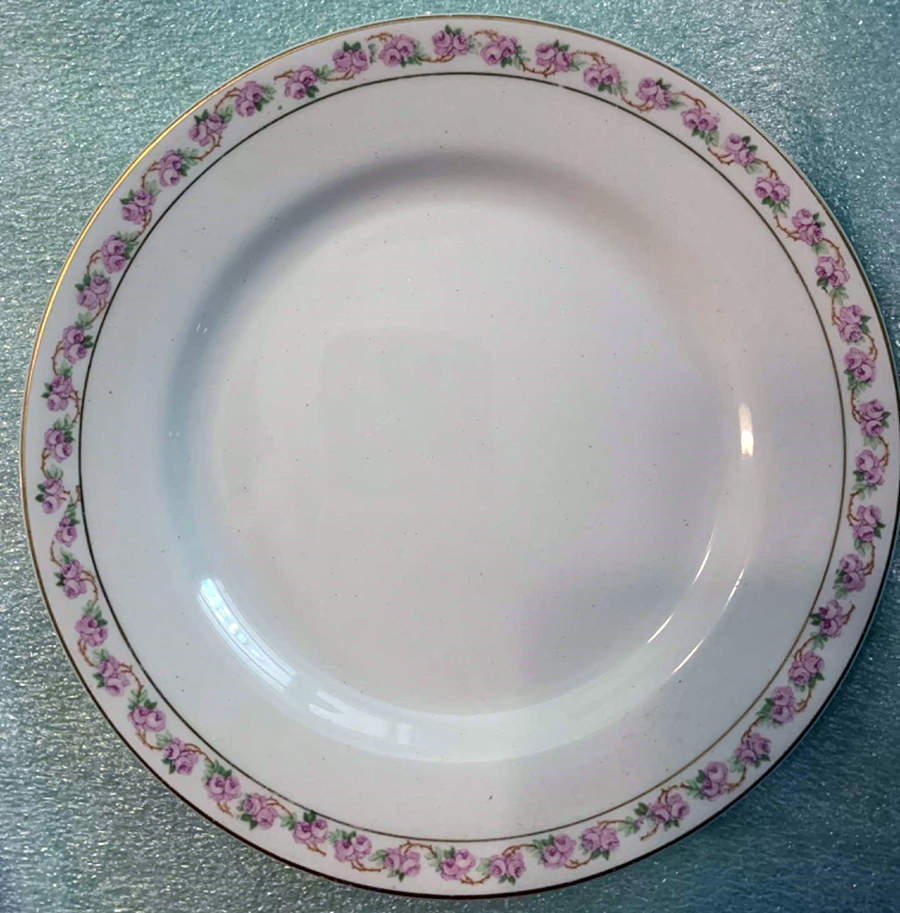 JB522 Dinner Plate by Johnson Brothers-1