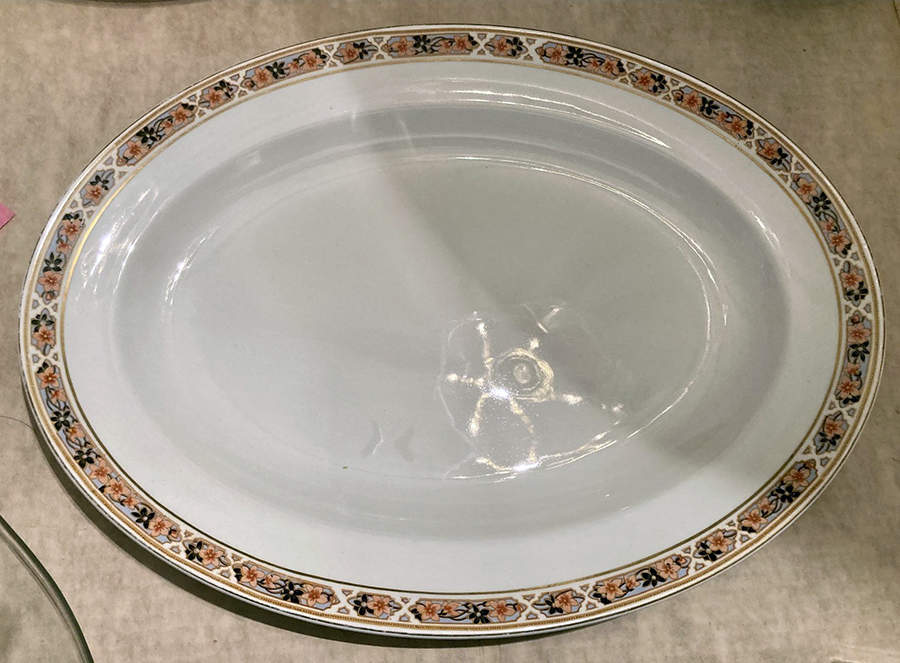 JB528 18" Oval Serving Platter by Johnson Brothers-1