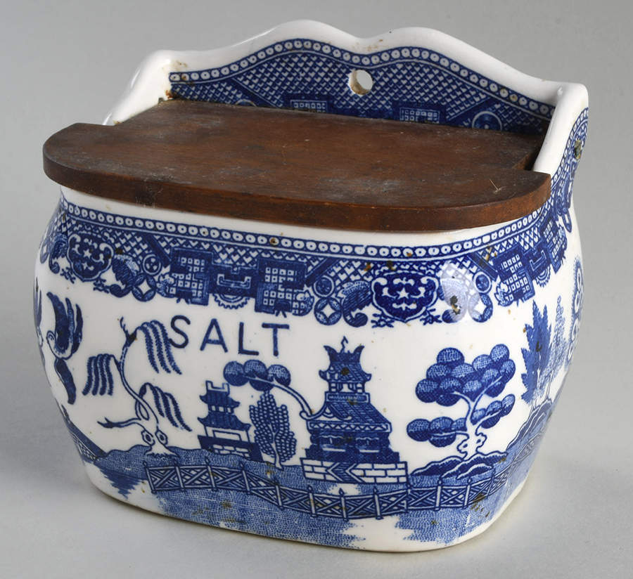 Blue Willow (Made In Japan) Salt Box with Wood Hinged Lid by Japan-1