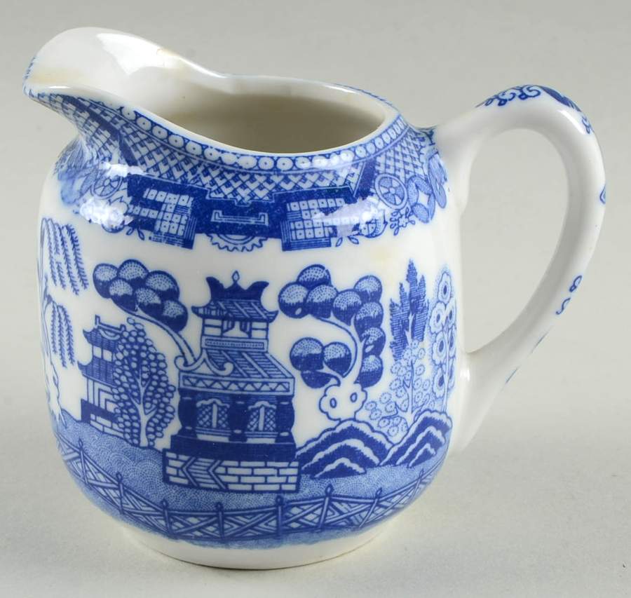 Blue Willow (Made In Japan) Mini Creamer by Japan-1