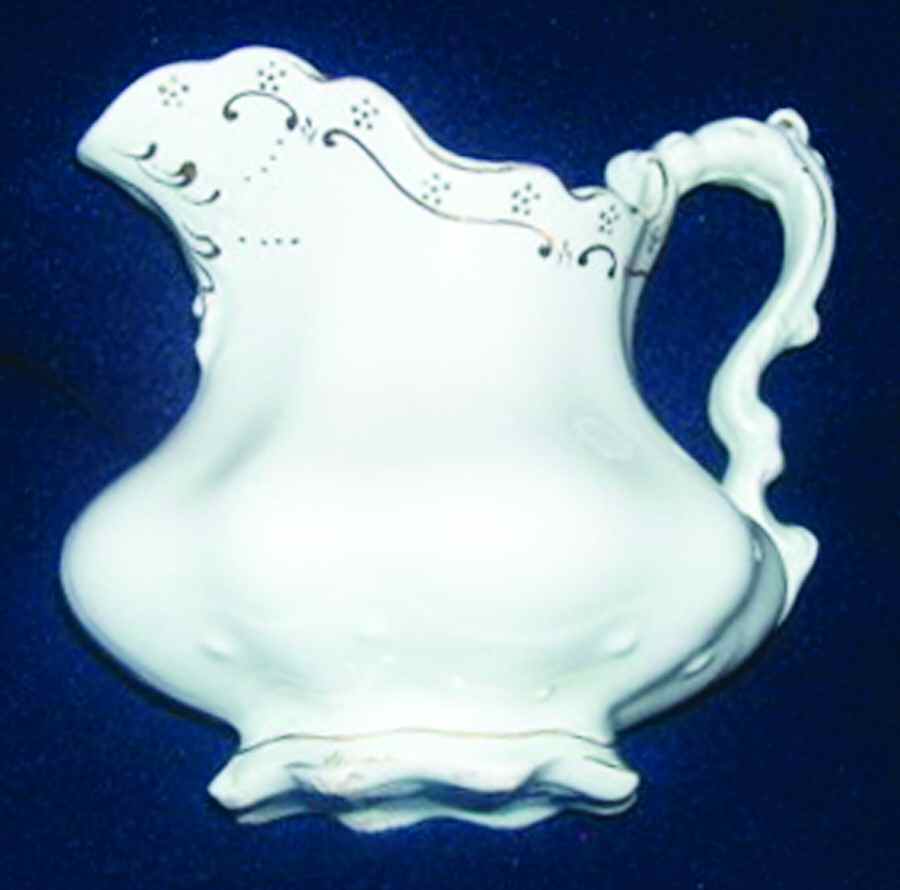 JB547 Creamer by Johnson Brothers-1