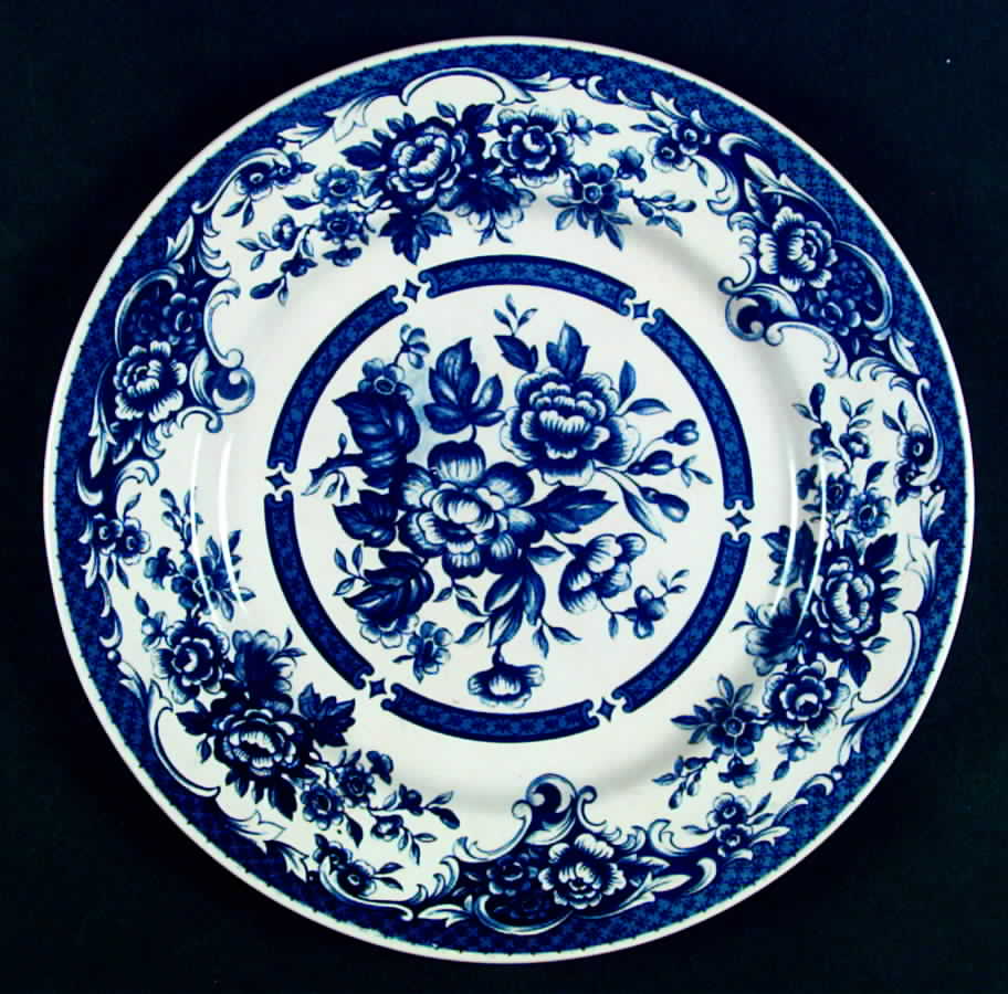 JOT8 Dinner Plate by John Tams-1