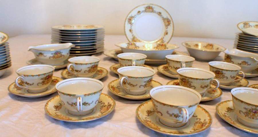 JYO38 Footed Cup & Saucer Set by Jyoto-1