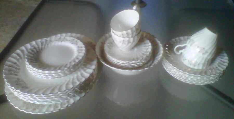 JB569 Flat Cup & Saucer Set by Johnson Brothers-1