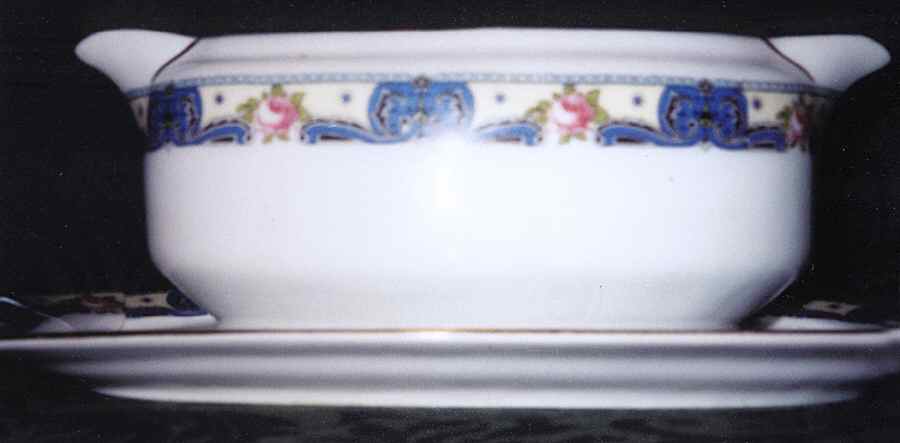 CZE355 Gravy Boat with Attached Underplate by Czechia-Czechoslovakia-1